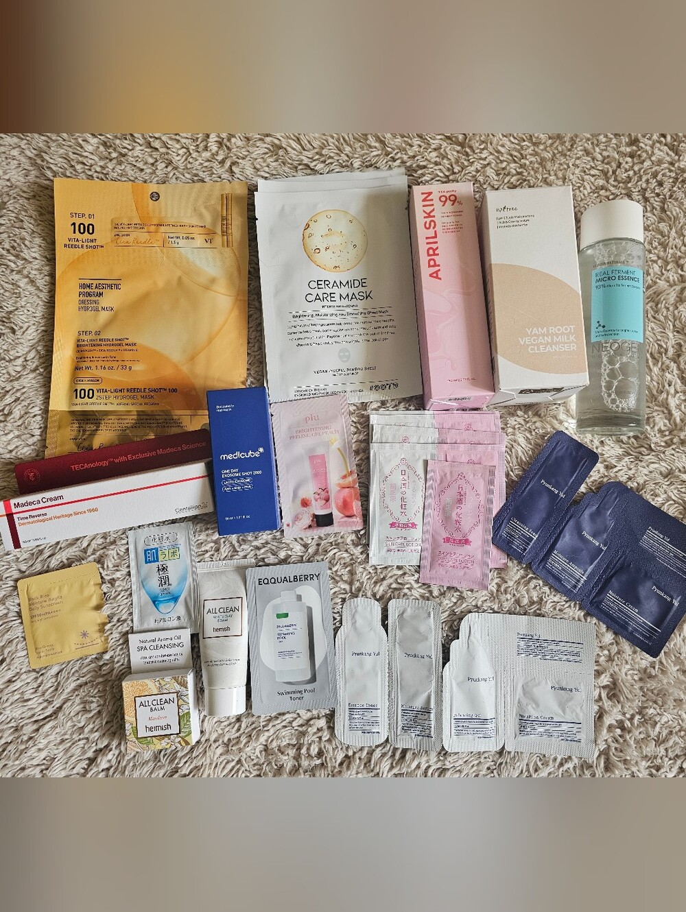 Full Size Korean & Japanese Skincare Lot With Samples